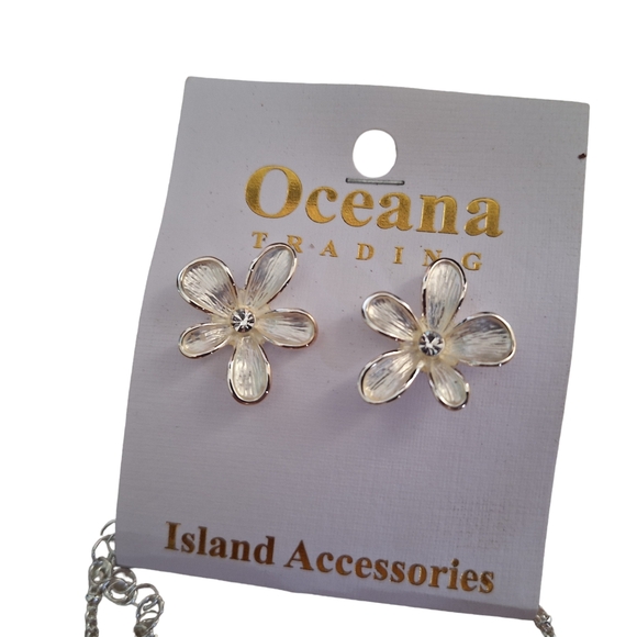 Oceana Trading Island Accessories Silvetone Floral Necklace & Earrings Set - NEW - Picture 4 of 7